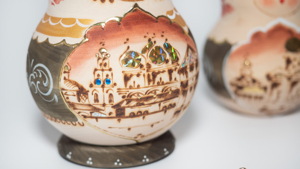 モスクワで1番可愛いマトリョーシカはおみやげ屋の奥に隠れていた│Lempi